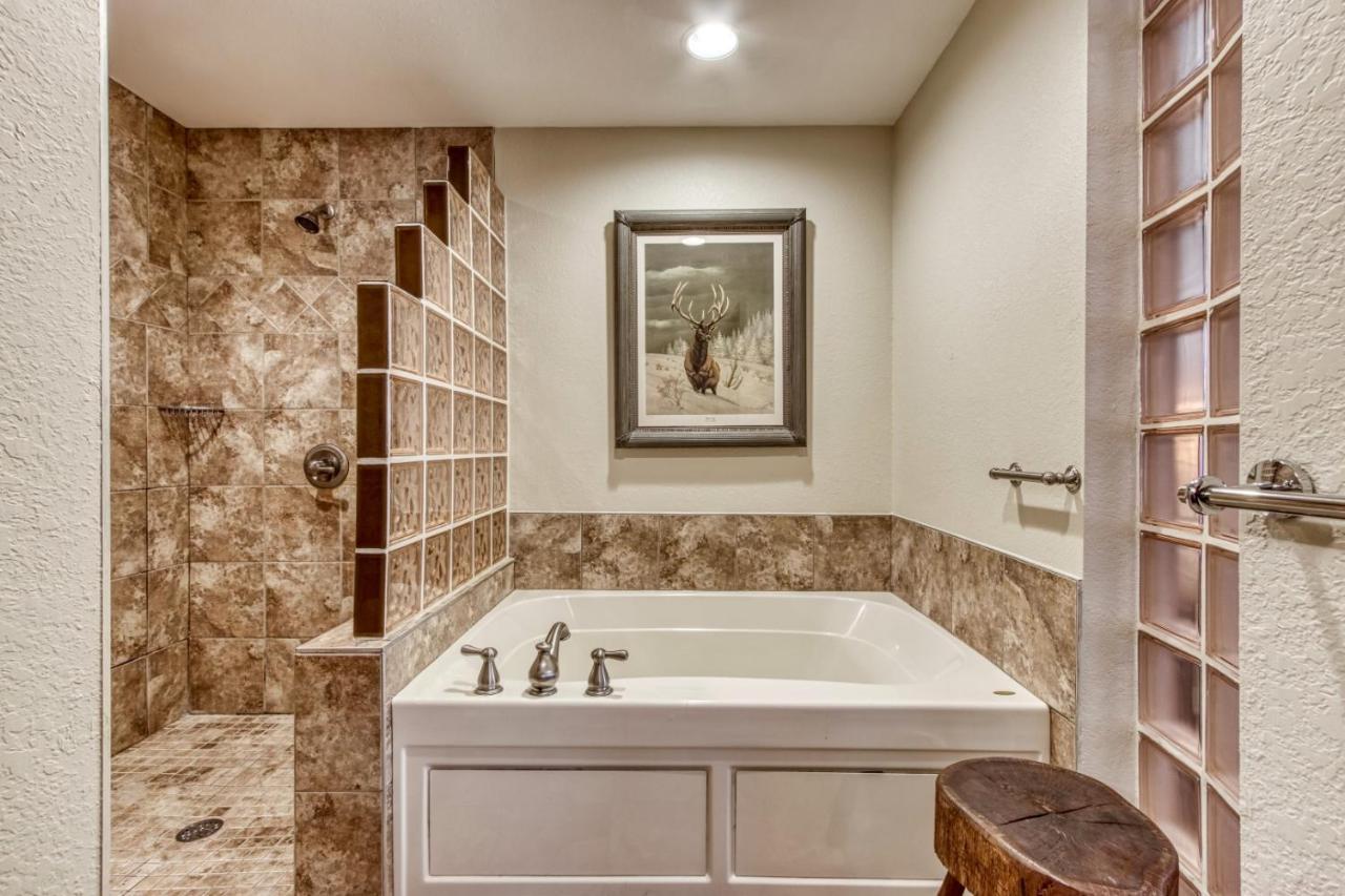 Gorgeous 2Bd 2Bth Condo With Mountain Views Pool Hot Tub Game Room Close To Parkway พิเจนฟอร์จ ภายนอก รูปภาพ